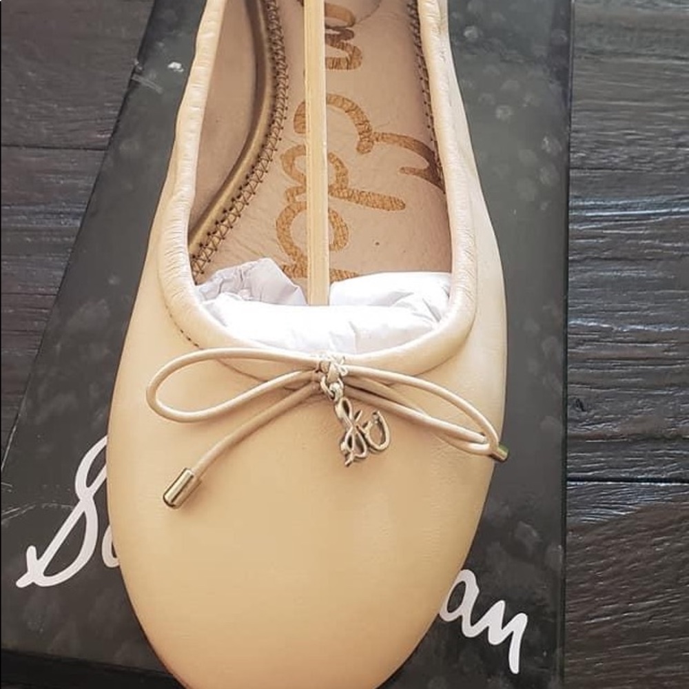 Nude flats